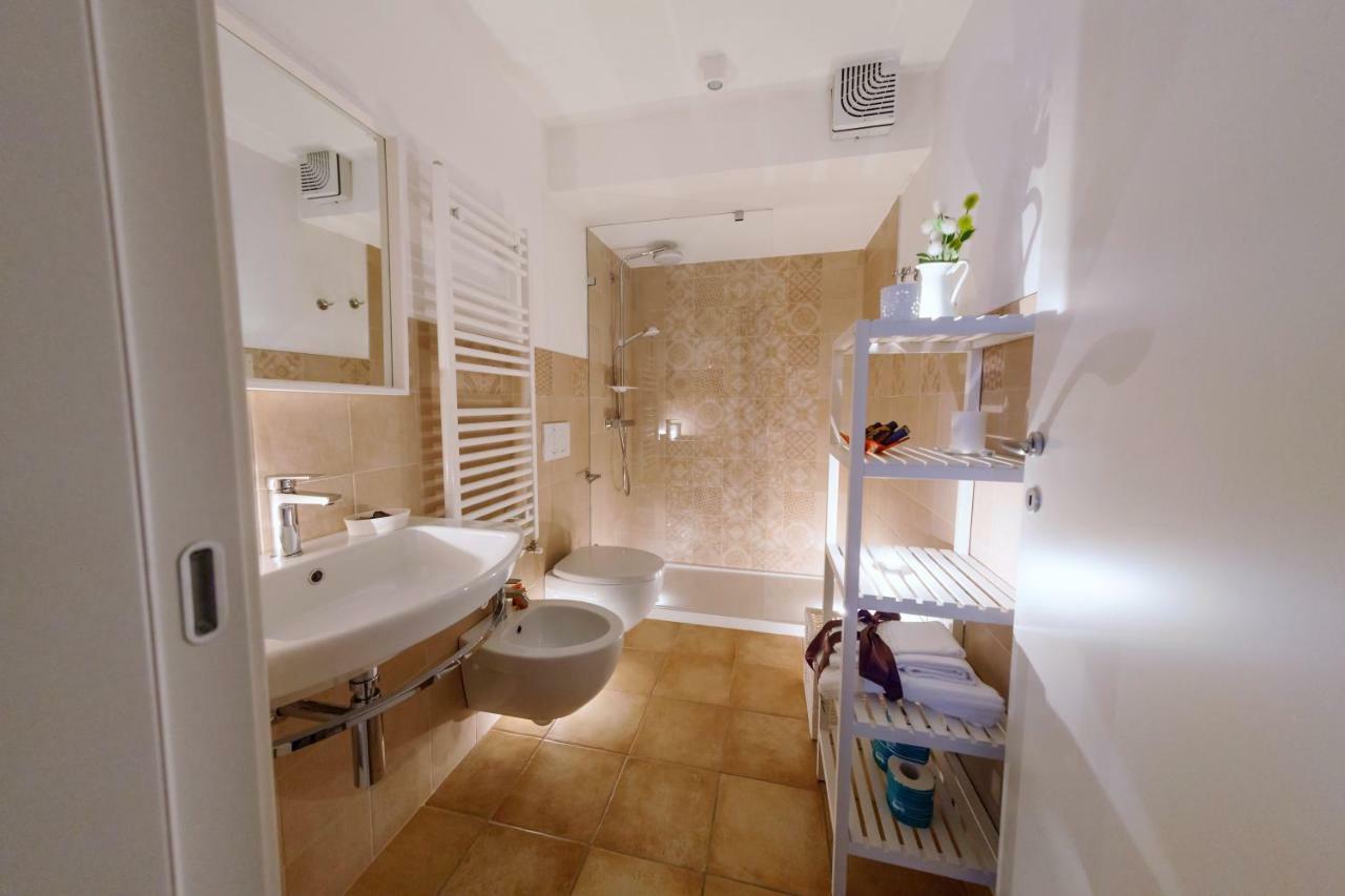 Casa Vacanza L'Alloro 2 Matera Luaran gambar